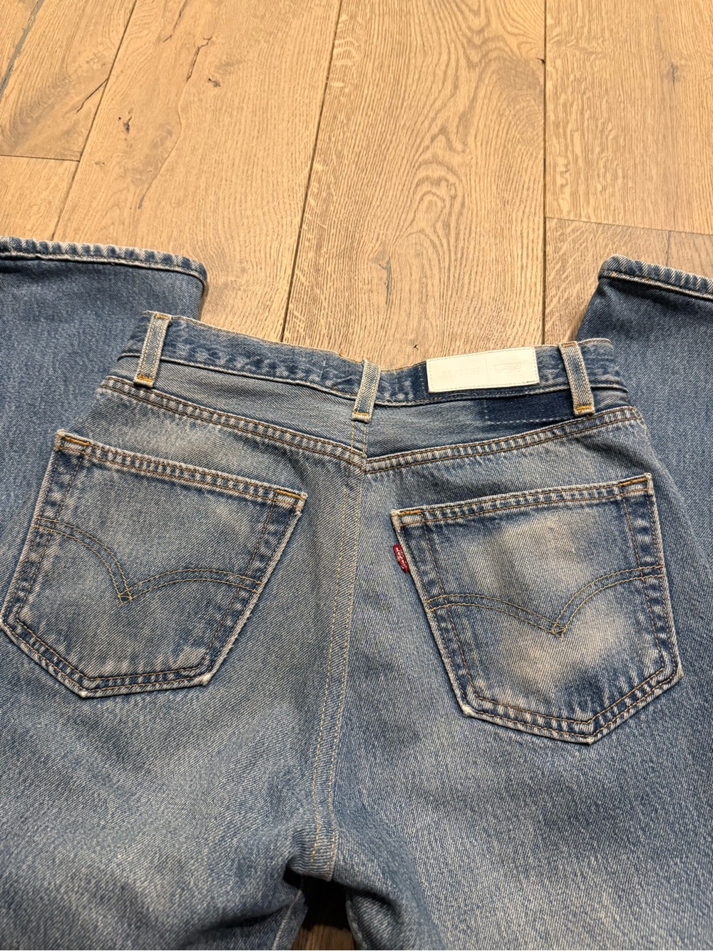Re/Done x Levi’s High Rise Crop - Picture 7 of 9
